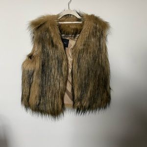 FAUX FUR VEST